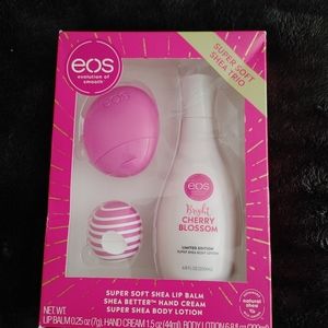EOS Cherry Blossom Set